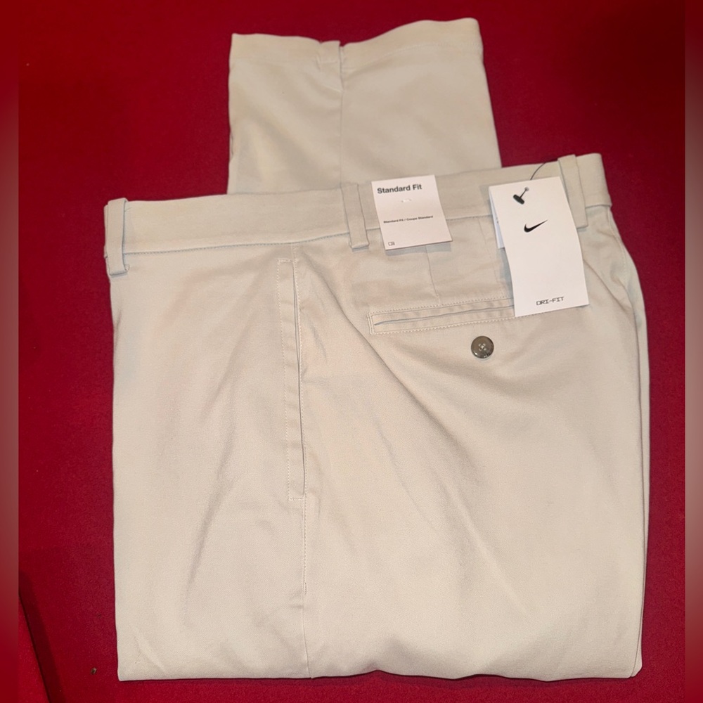 Nike Men’s Golf Pants – 36x30 – Cream | NWT | Performance & Style on the Course
